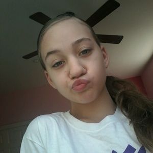 Meet your Posher, Kyra